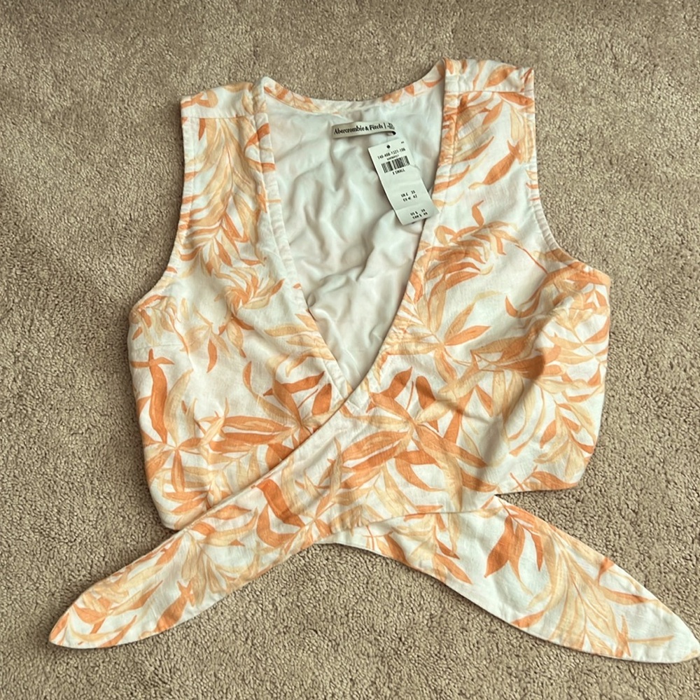 Abercrombie crop top